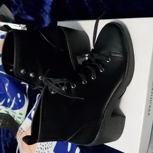 Black Steve Madden Booties
